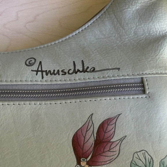 New Designer Anuschka Light Blue Floral Genuine Leather Shoulder Bag & Crossbody - Picture 6 of 11